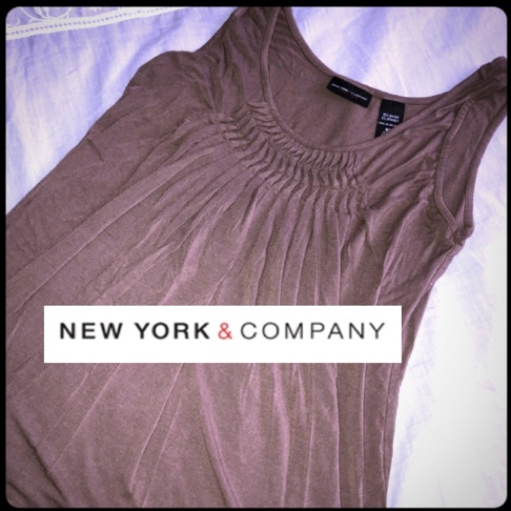 NY&CO Flowy Light Brown top